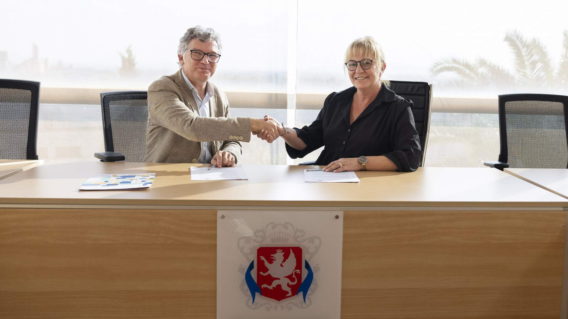 El COVIB y el Ayuntamiento de Lloseta firman el convenio para la gestión del RIACIB